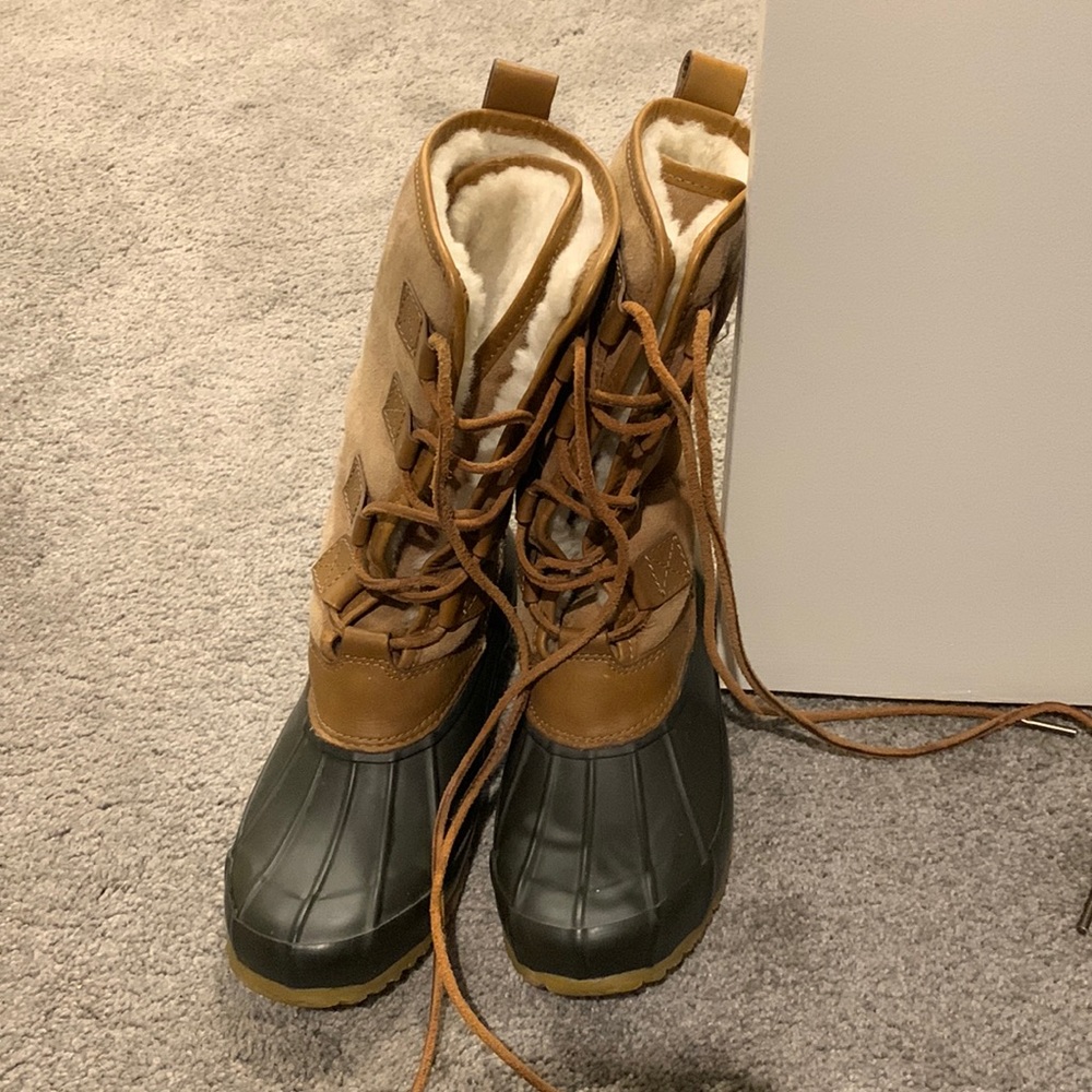 Tory Burch Argyll Lace-Up Duck Boot Snow Shealing - image 1